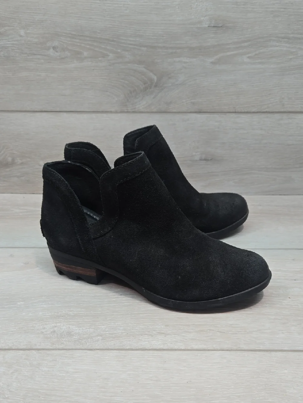 Sorel Women Cur Out Side Ankle Black Suede  Boots Shoes Sz 6